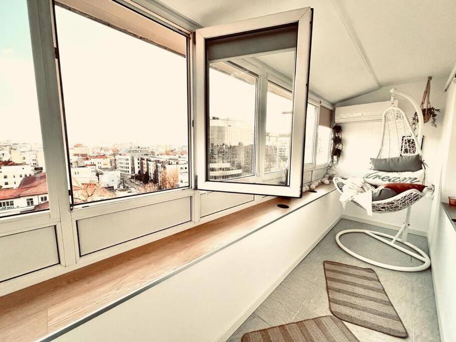 Apartamento City View Studio In The Heart Of Bucarest Exterior foto