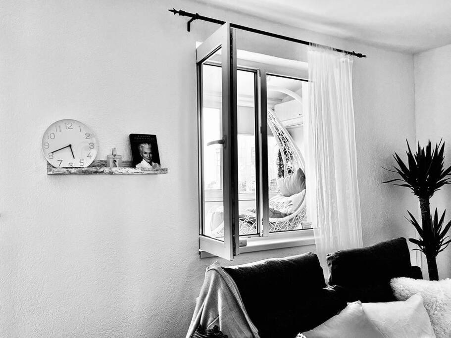 Apartamento City View Studio In The Heart Of Bucarest Exterior foto